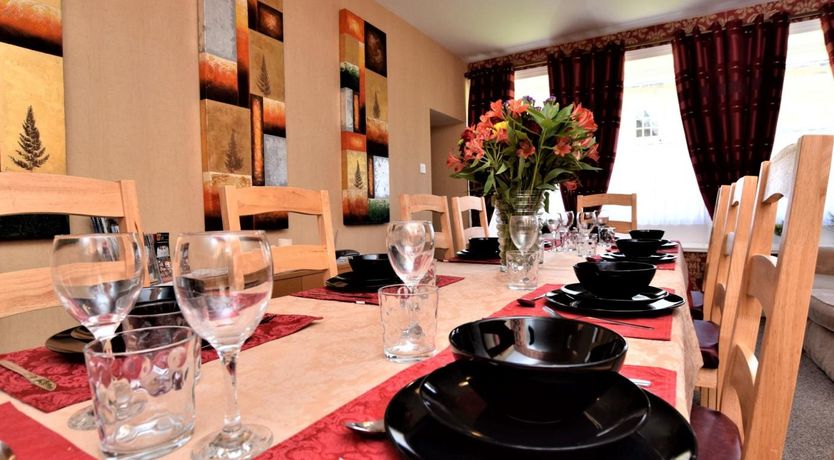 Photo of 5 Bed in Alnwick