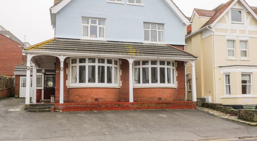 Photo of 20 Ulwell Road