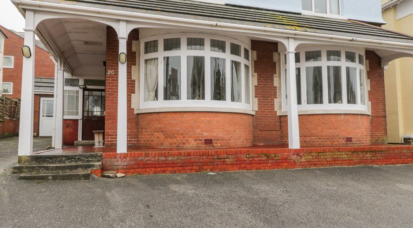 Photo of 20 Ulwell Road