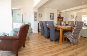 Chy-an-Mor Holiday Cottage