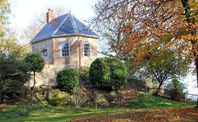 Photo of The Folly at Castlebridge