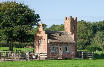 The Shooting Folly Holiday Cottage