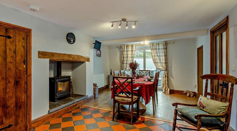 Photo of 3 Bed in Llanfair Caereinion