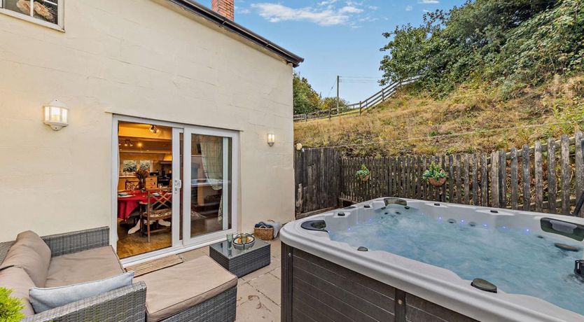 Photo of 3 Bed in Llanfair Caereinion