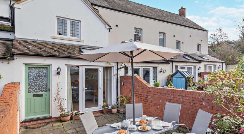 Photo of in Ashbourne (66256)