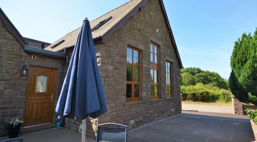 Photo of 2 Bed in Llantilio Pertholey