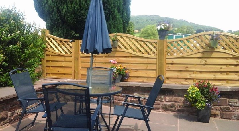 Photo of 2 Bed in Llantilio Pertholey
