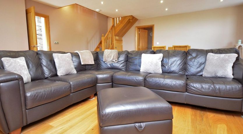 Photo of 2 Bed in Abergavenny