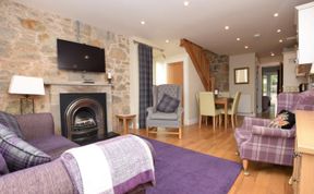 Photo of 2 Bed in Roslin