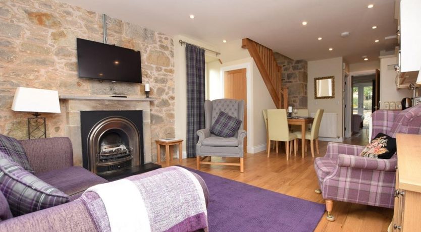 Photo of in Edinburgh  (42778)