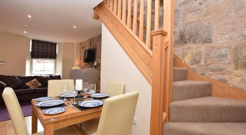 Photo of 2 Bed in Roslin