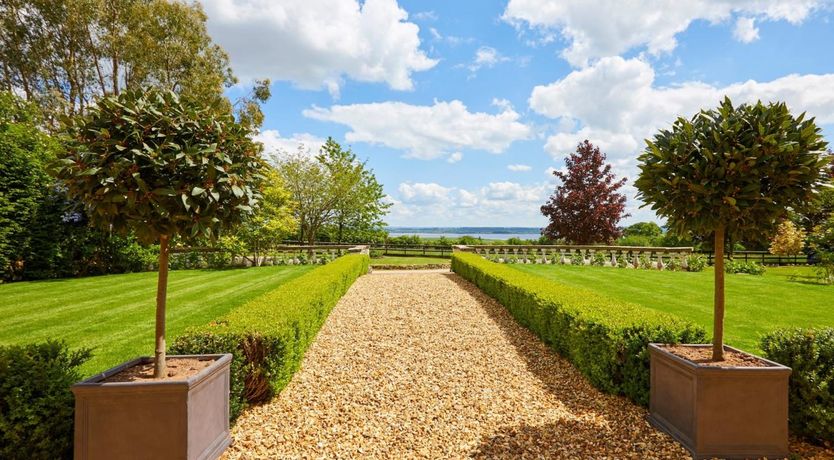 Photo of 7 Bed in Lydney