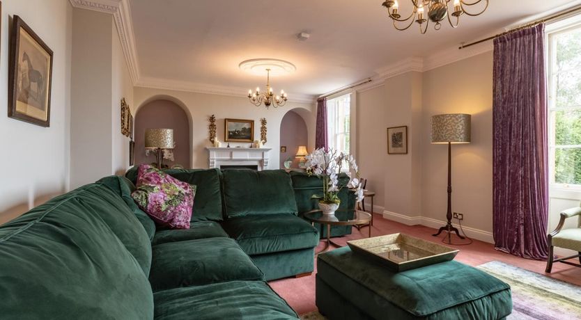 Photo of 7 Bed in Lydney