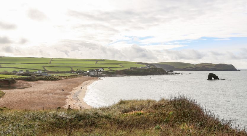 Photo of 10 Thurlestone Rock