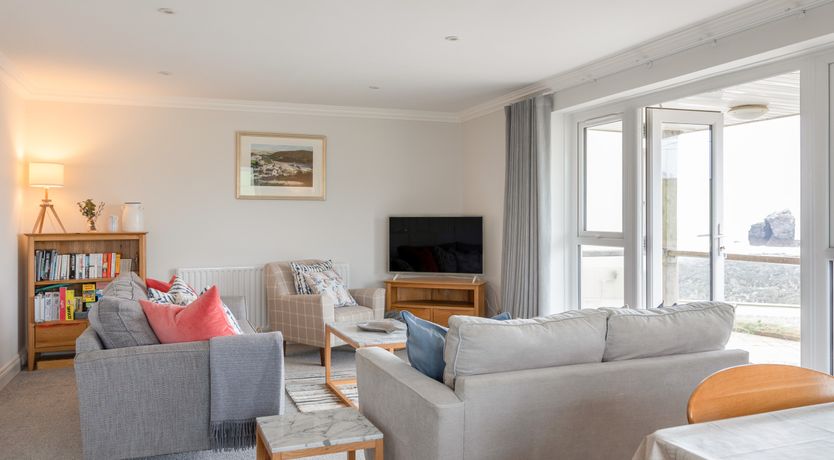 Photo of 10 Thurlestone Rock