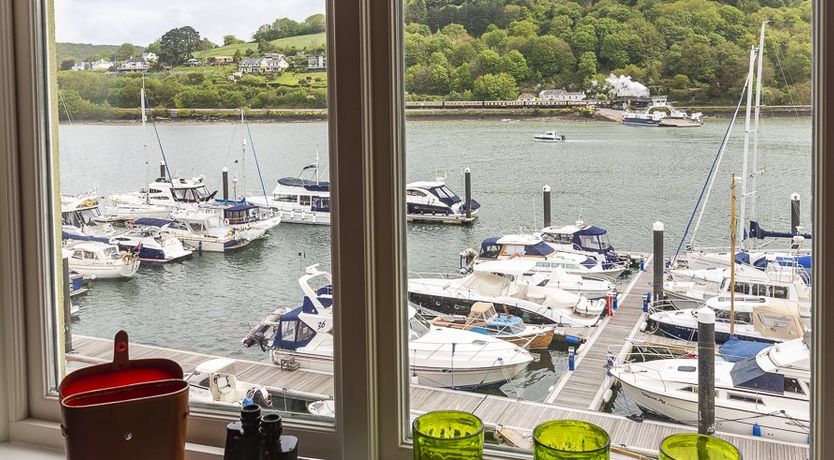 Photo of 10 Dart Marina