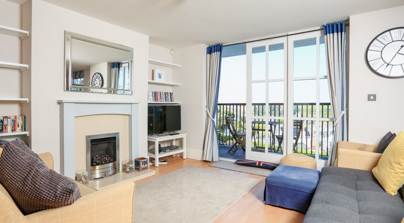 Photo of 15 Combehaven