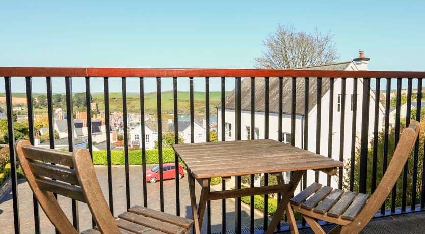 Photo of 15 Combehaven