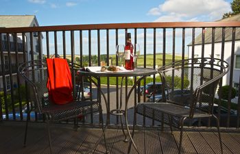 13 Combehaven Holiday Cottage