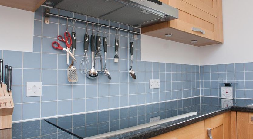 Photo of 16 Bolt Head