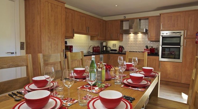 Photo of 1 Combehaven