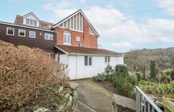 1 Hazeldene Holiday Cottage