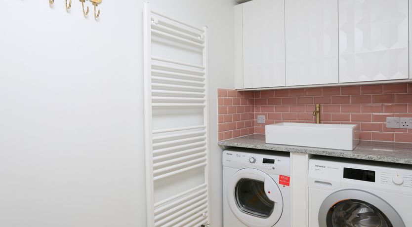 Photo of 16 Courtenay Street