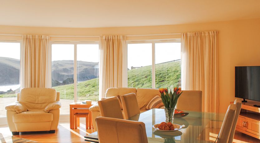 Photo of 2 Sea Gardens