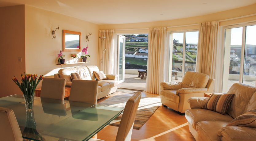 Photo of 2 Sea Gardens