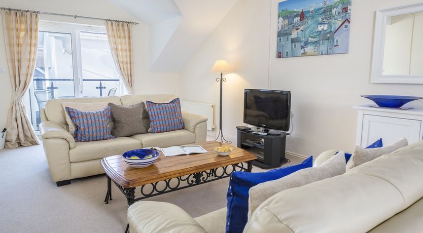 Photo of 19 Bolt Head