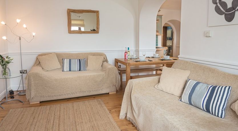 Photo of 2 Armada House