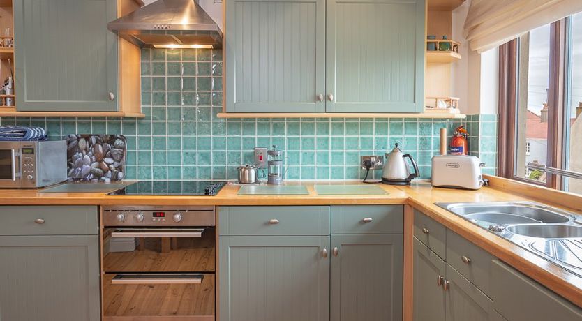 Photo of 2 Armada House