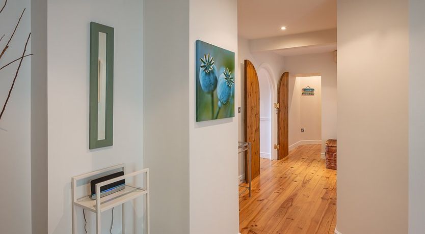 Photo of 2 Armada House