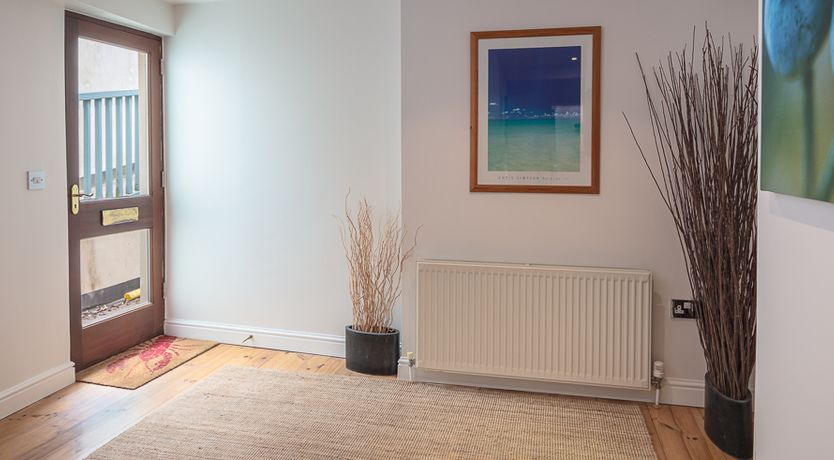 Photo of 2 Armada House