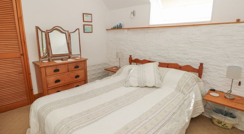 Photo of 1 Easton Barn