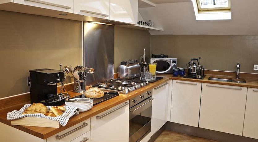 Photo of Diddly Squat, 43 Dart Marina