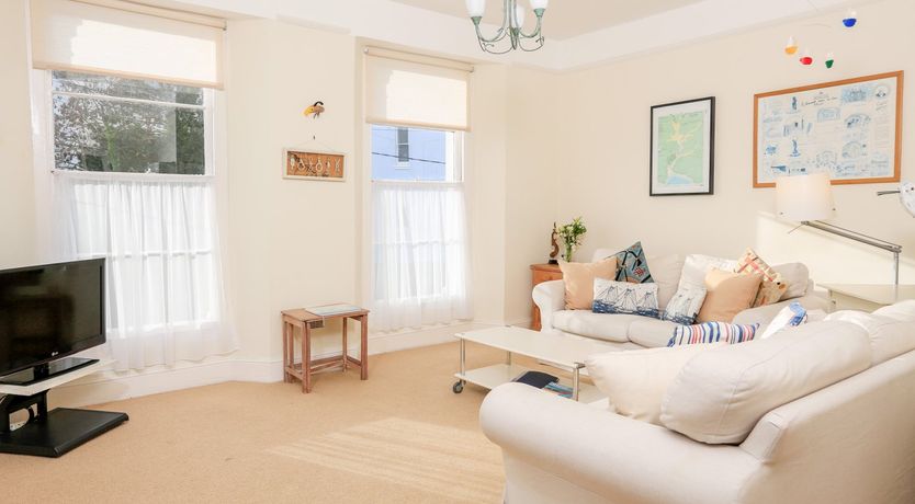 Photo of 2 North Crest House