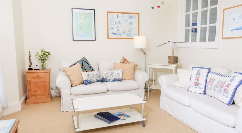 Photo of 2 North Crest House