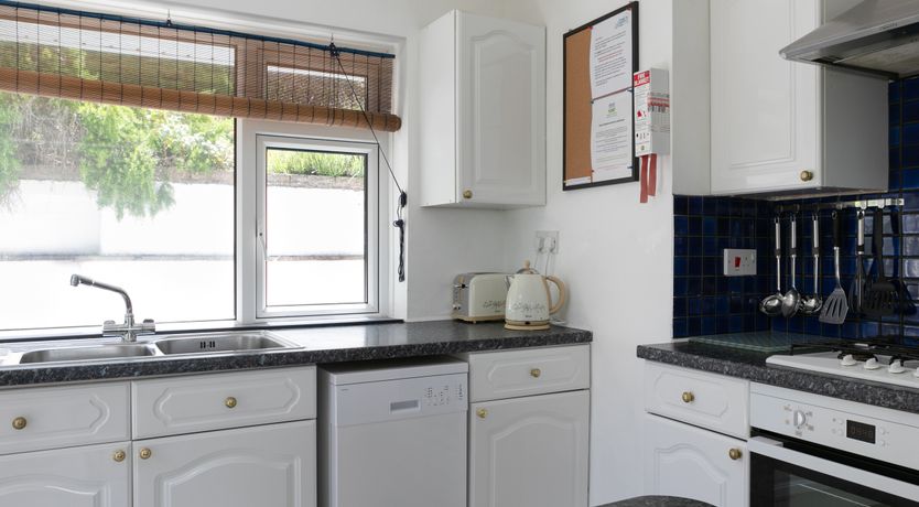 Photo of 2 Rockmount