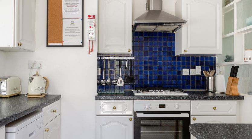 Photo of 2 Rockmount