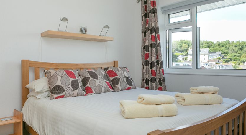 Photo of 2 Rockmount