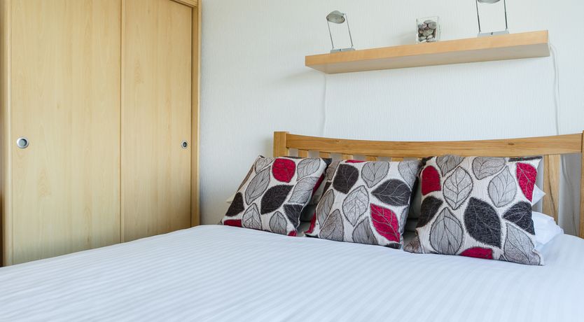 Photo of 2 Rockmount