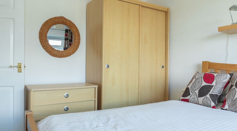 Photo of 2 Rockmount