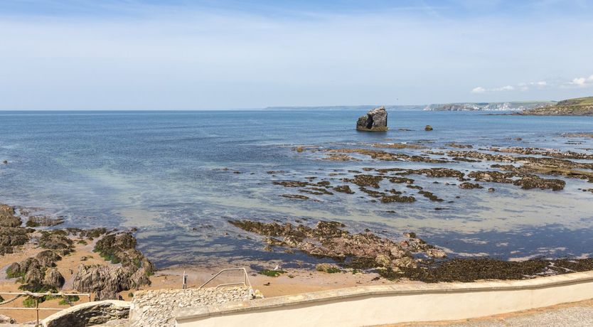 Photo of 3 Thurlestone Rock