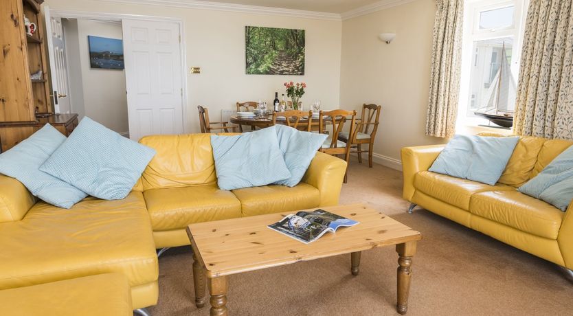 Photo of 3 Thurlestone Rock