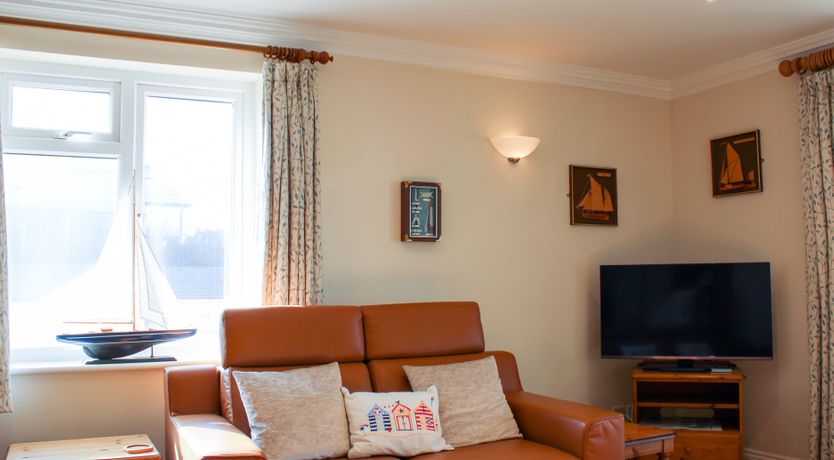 Photo of 3 Thurlestone Rock