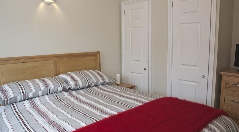 Photo of 4 West Park Mews