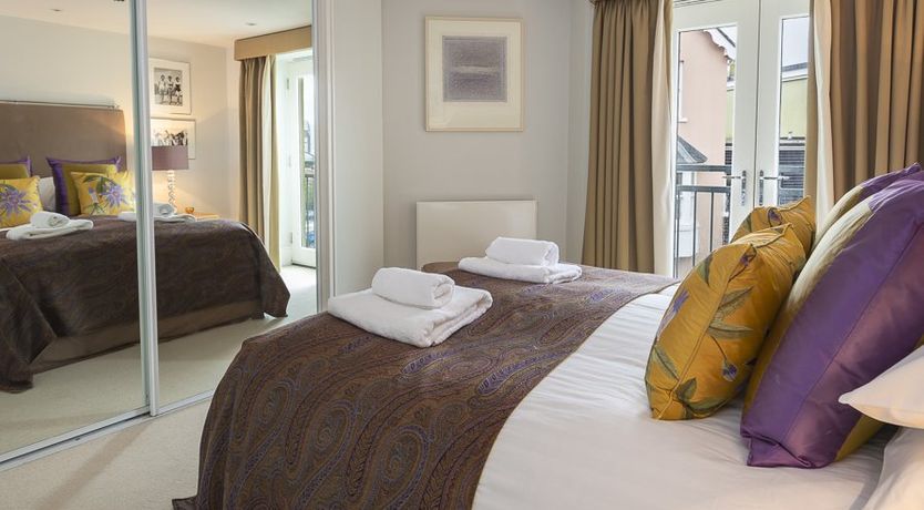 Photo of 44 Dart Marina