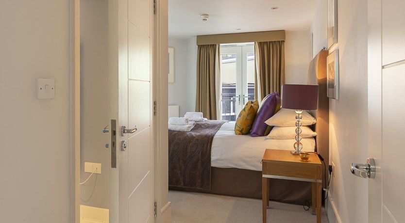 Photo of 44 Dart Marina