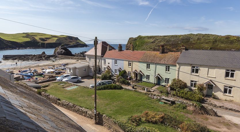 Photo of 4 Armada House